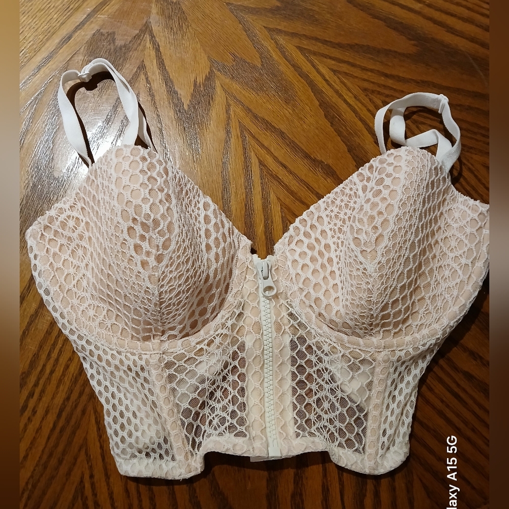 Victoria's secret creame color bralette and thong set